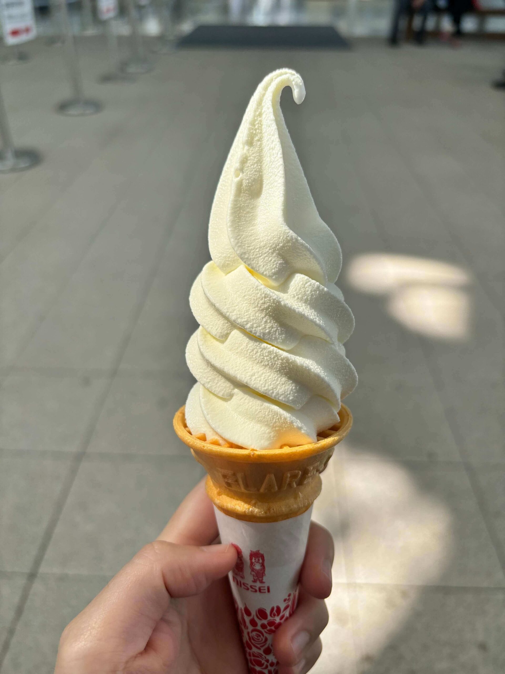【旅グルメ】五稜郭タワー内「JUICE STAND FRUMiL」で味わう贅沢ミルクソフト